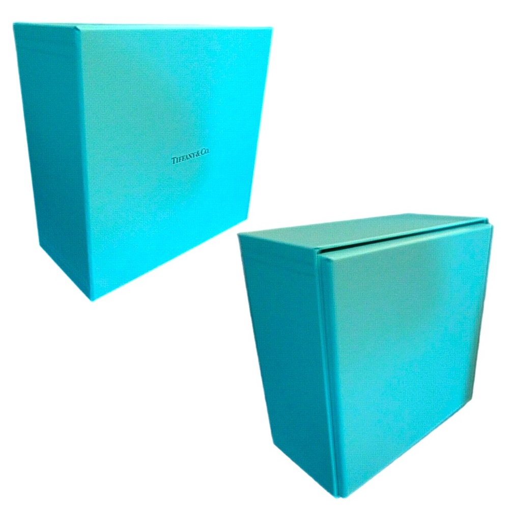 Tiffany & Co box🐬 - Picture 3 of 4